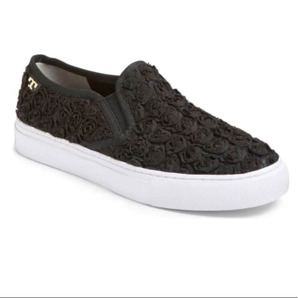 Tory Burch Shoes - SALE🎈Tory Burch Rosette slip on sneakers 7.5🎈